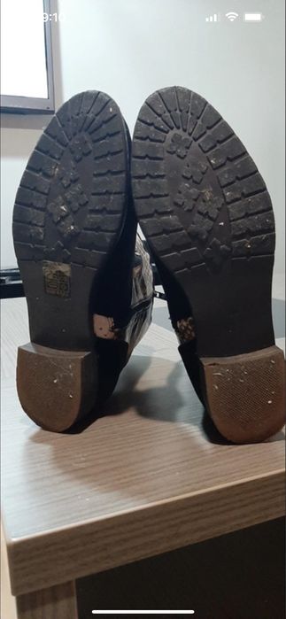 Botins castanhos tamanho 39