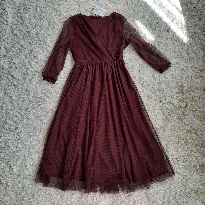 Nowa sukienka midi w kolorze bordowo- śliwkowym