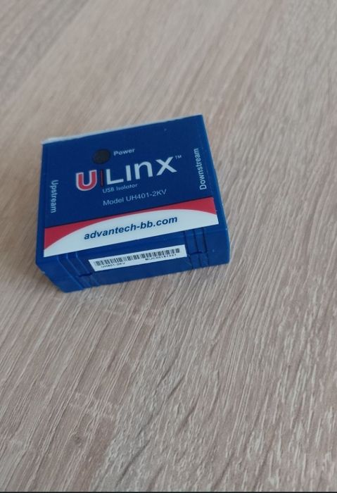 przemysłowy izolator USB Advantech