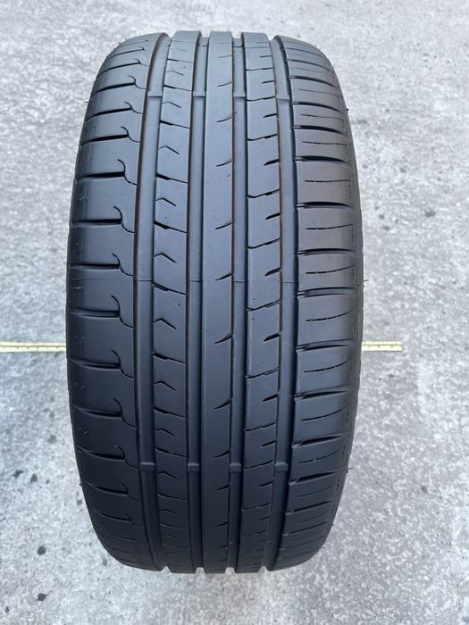 Шина літня Nereus 235*40R19