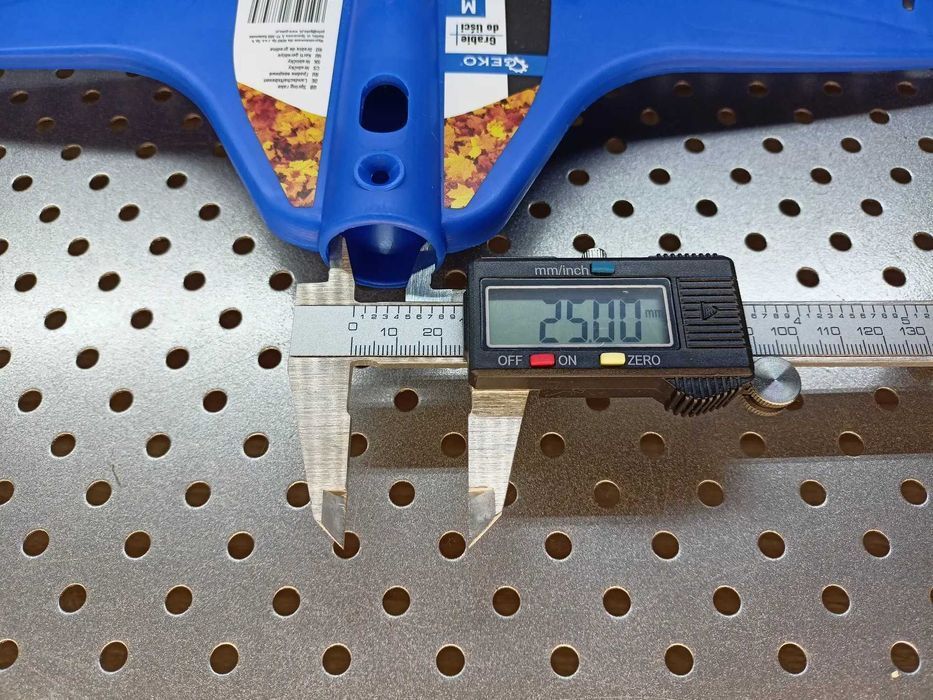 Grabie do liści M (bez trzonka - montaż uniwersalny)