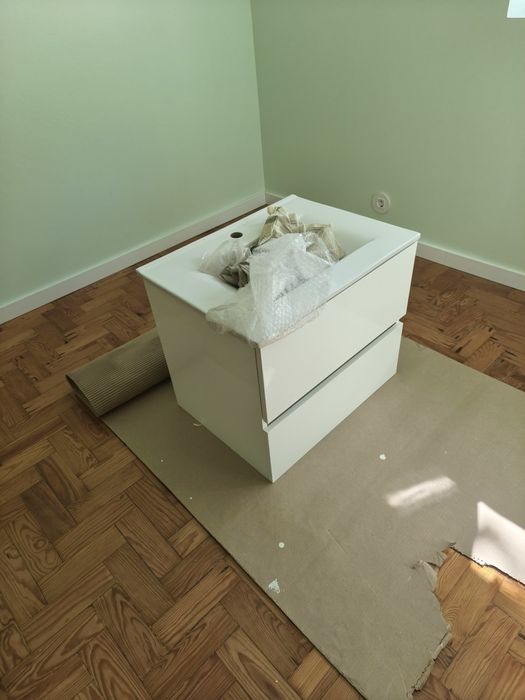 Lavatório WC NOVO com móvel, branco