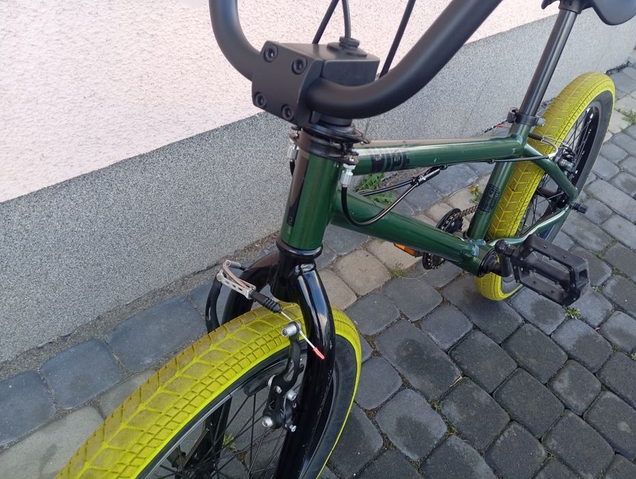 Rower BMX Decathlon dla dziecka