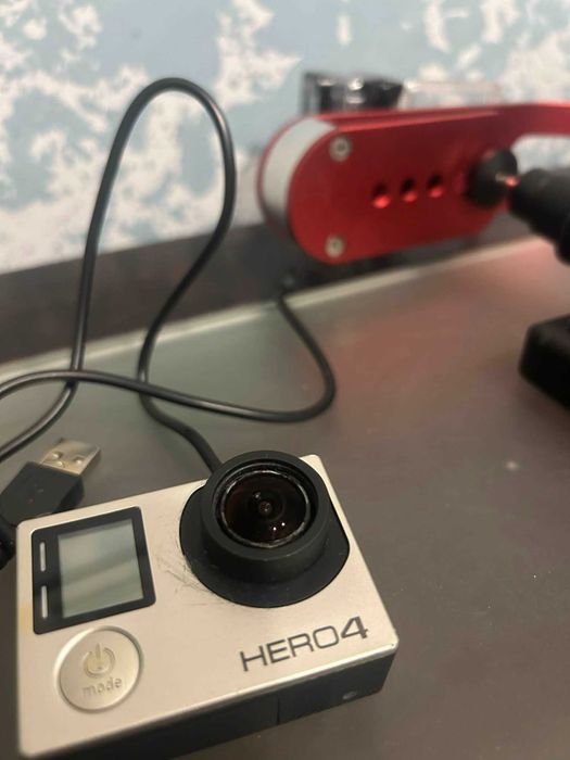 Sprzedam GoPro 4 + akcesoria.