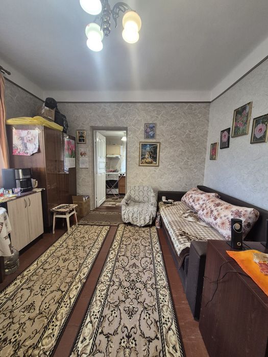 Без%Продам цегляний будинок на Виноградарі!пр-т Свободи!