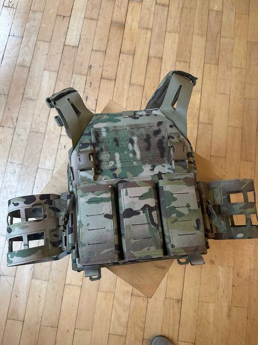 Warrior Assault Systems  Laser Cut LPC V2 Low Profile Plate Carrier