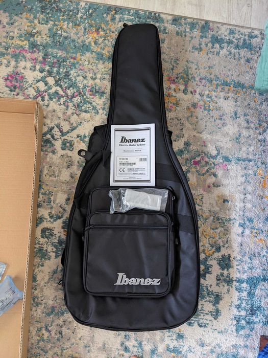 Gitara basowa Ibanez EHB1000-PWM - Headless
