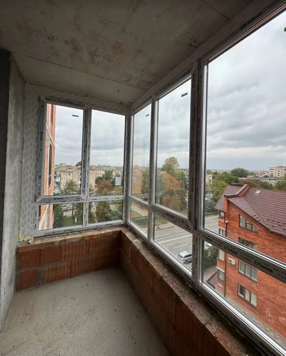 Продаж 2к квартири 65.41 кв. м на просп. Бандери Степана
