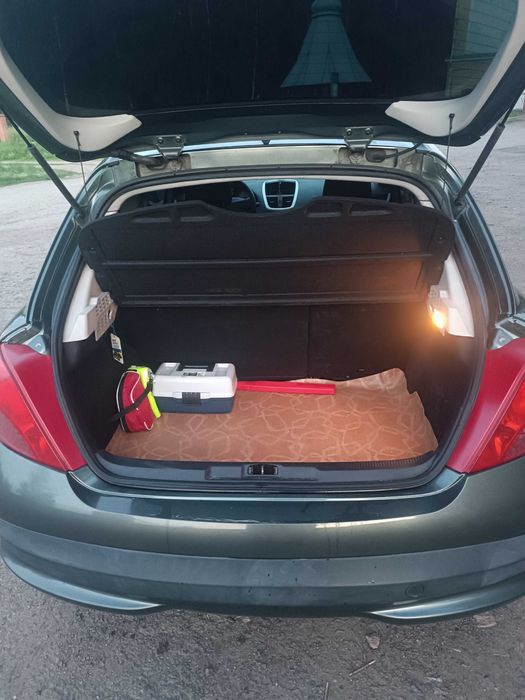 Продам авто Peugeot 207