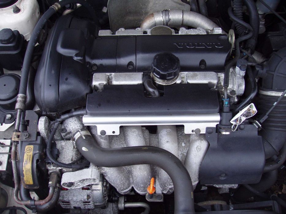 SILNIK - Volvo S40 V40 LIFT 1.8 122 KM B4184S2