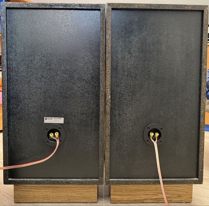 Kolumny Altus 75 orzech