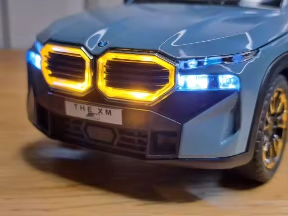BMW XM 1:24 Колекційна модель – метал, Люкс, Іграшка, Нова