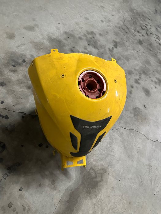 Depósito origem Bmw s1000rr 2010 c/ bomba gasolina e tampao
