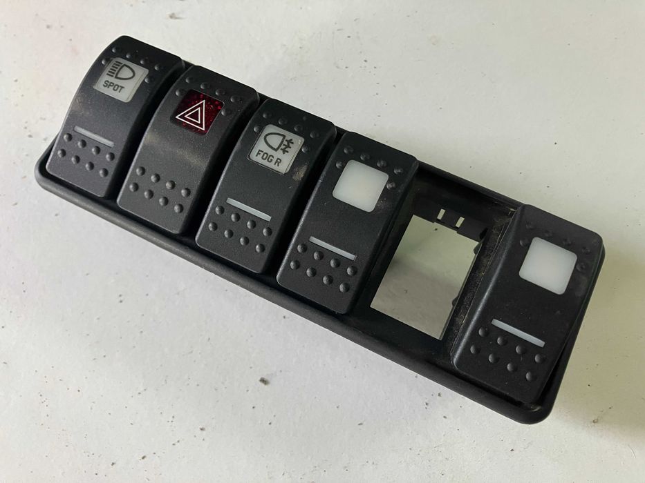 Conjunto de interruptores