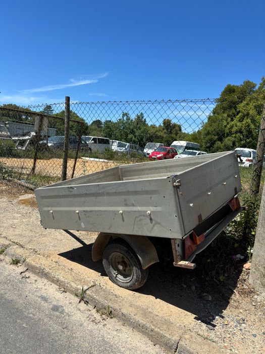Atrelado para carro - 450kg