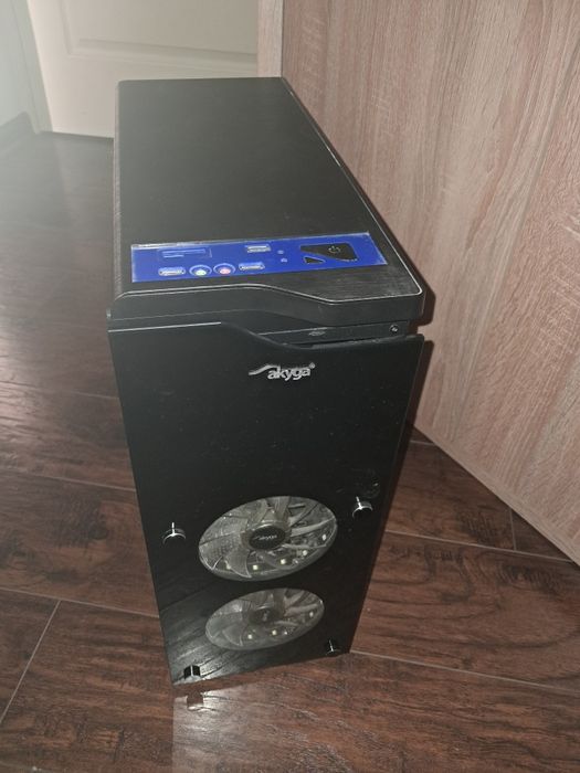 Komputer- Radeon rx 550, 16gb ramu, procesor Intel