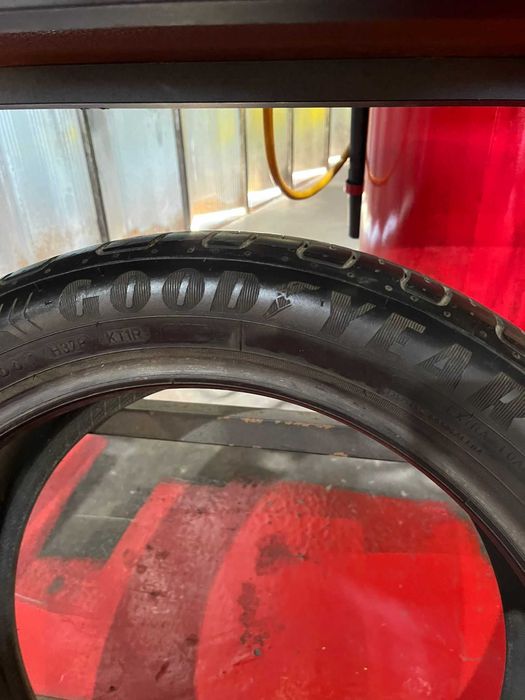 Good Year Efficient Grip - 205/50 R17 93V