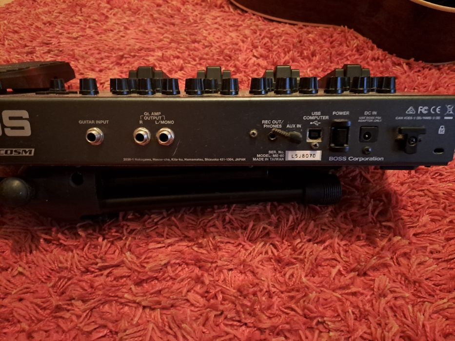 Pedaleira multiefeitos Boss Me-80
