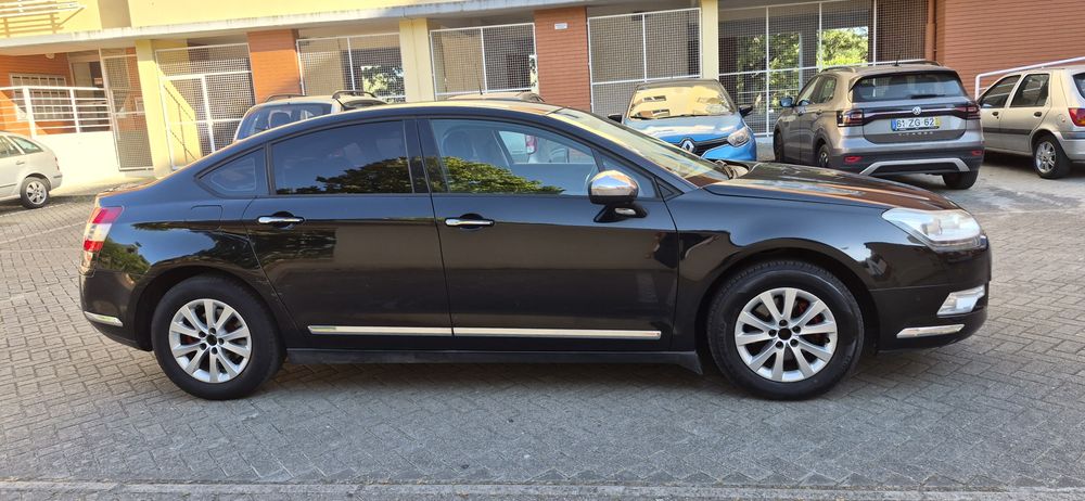 Citroën c5 1.6 hdi poucos kms  11