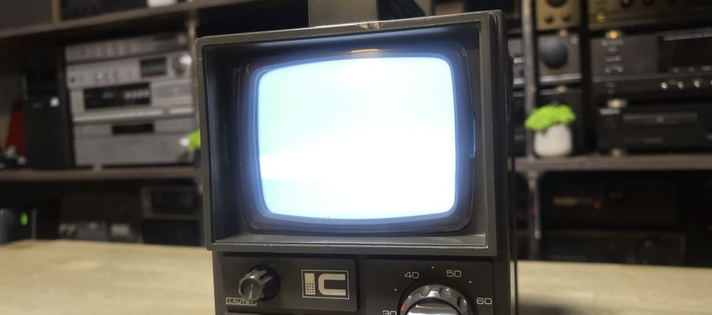 Портативний телевізор National TR-505