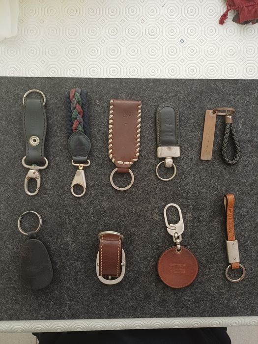 9 porta chaves em bom estado