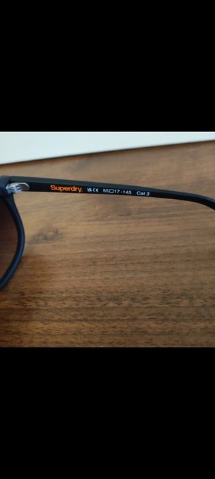 Superdry okulary przeciwsłoneczne unisex szkła cat 3
