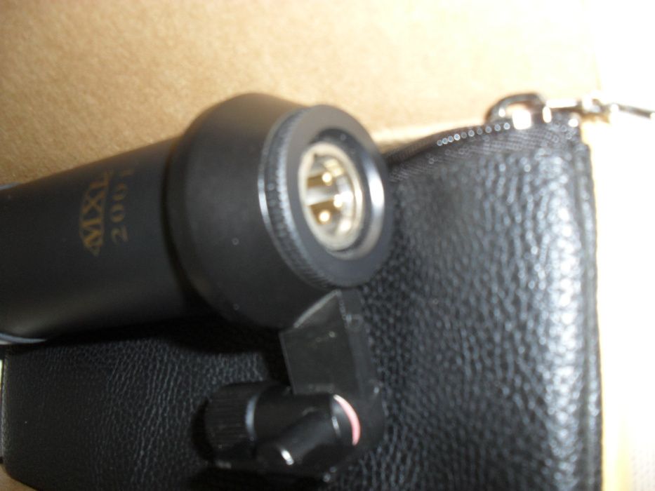 Microfone de Condensador MXL 2001