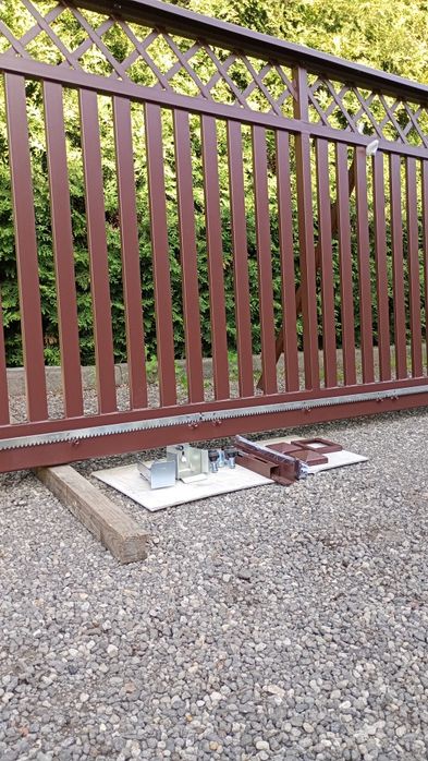 Sprzedam bramę przesuwna 5 metrów swiatla