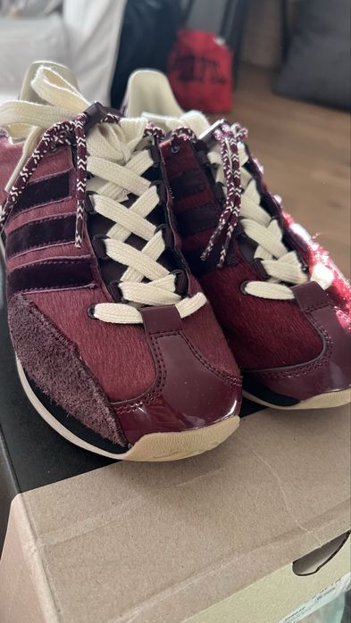 Adidas music bordeaux