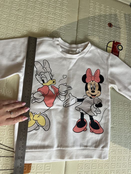 Костюм для дівчинки  H&M 104 розмір , з легким начісом