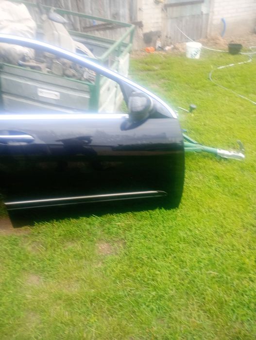 Mercedes r klasa w251 drzwi przednie prawe c197