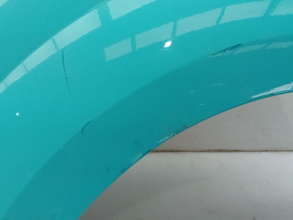 Guarda-lamas esquerdo RENAULT Twingo II (CN0_)