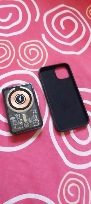 Iphone 13 comcapa e carregador wireless