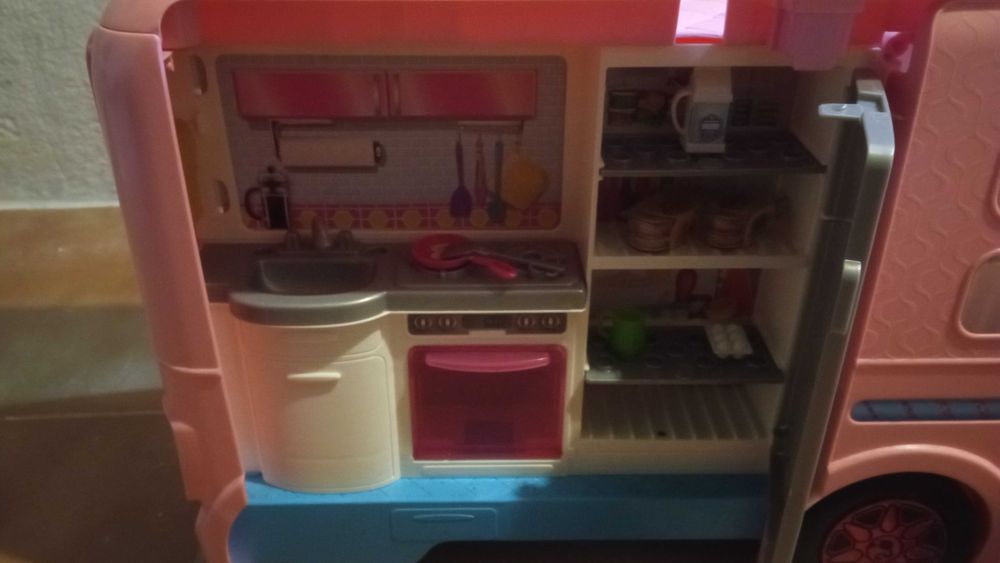Caravana da Barbie Completa em excelente estado - Padrão da Légua