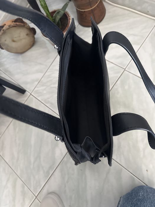 Mala preta como nova