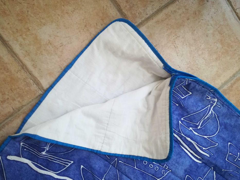 Saco cama para campismo ou praia . 1,75 cm x 65 cm (fechado)