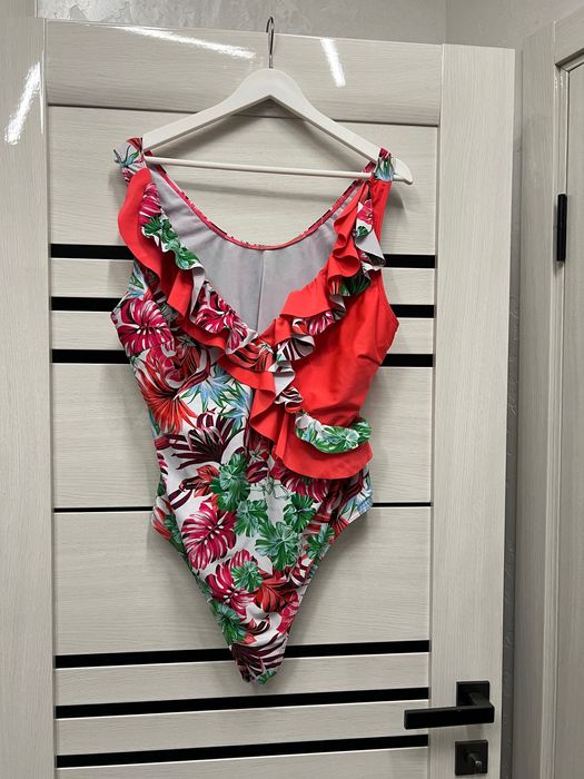 Купальник великого розміру суцільний