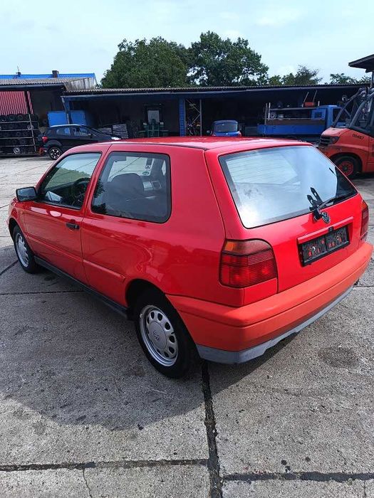 VW Golf III 1,8E  1996r automat Części