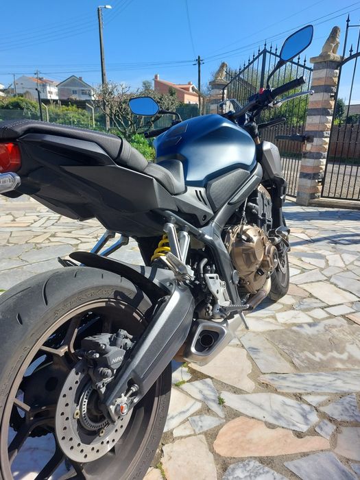 Honda CB650R 2021 - 21.000Km - 6.100€