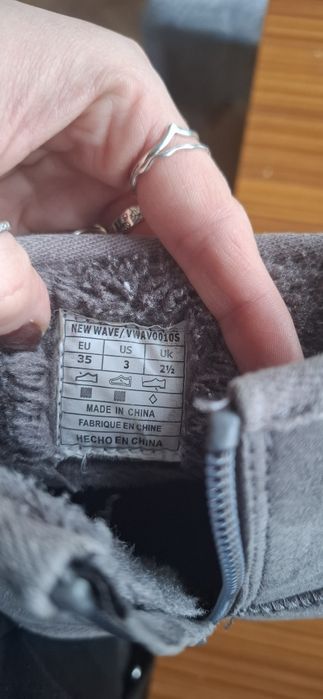 Buty emo levis szare