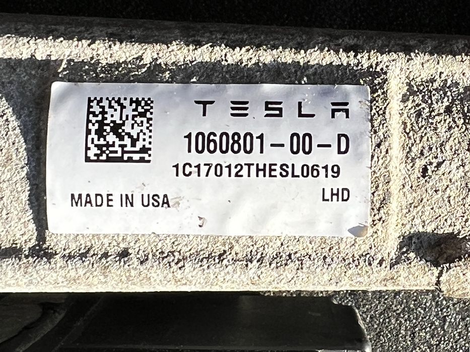 Электроусилитель на Tesla Model S