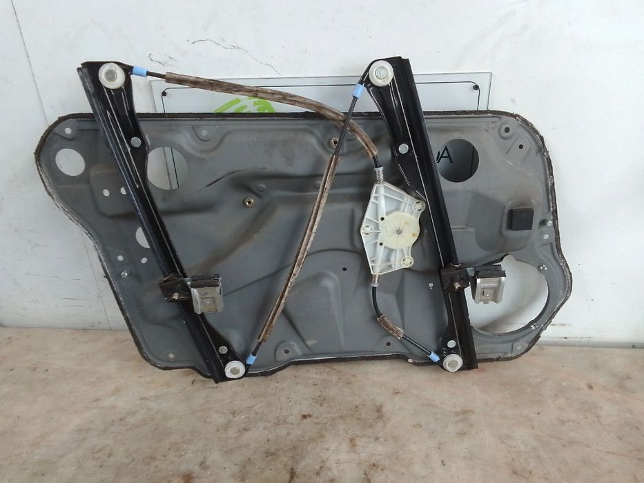 Elevador vidros frente direito VOLKSWAGEN Golf IV (1J1)