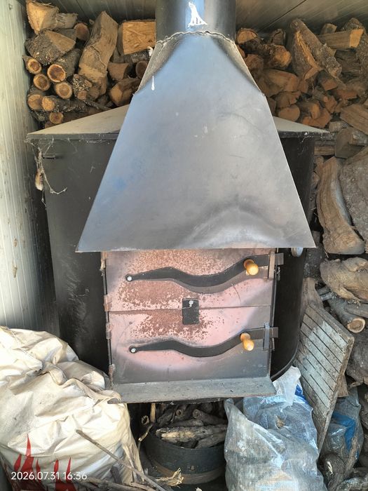 Vendo forno, com pouco uso