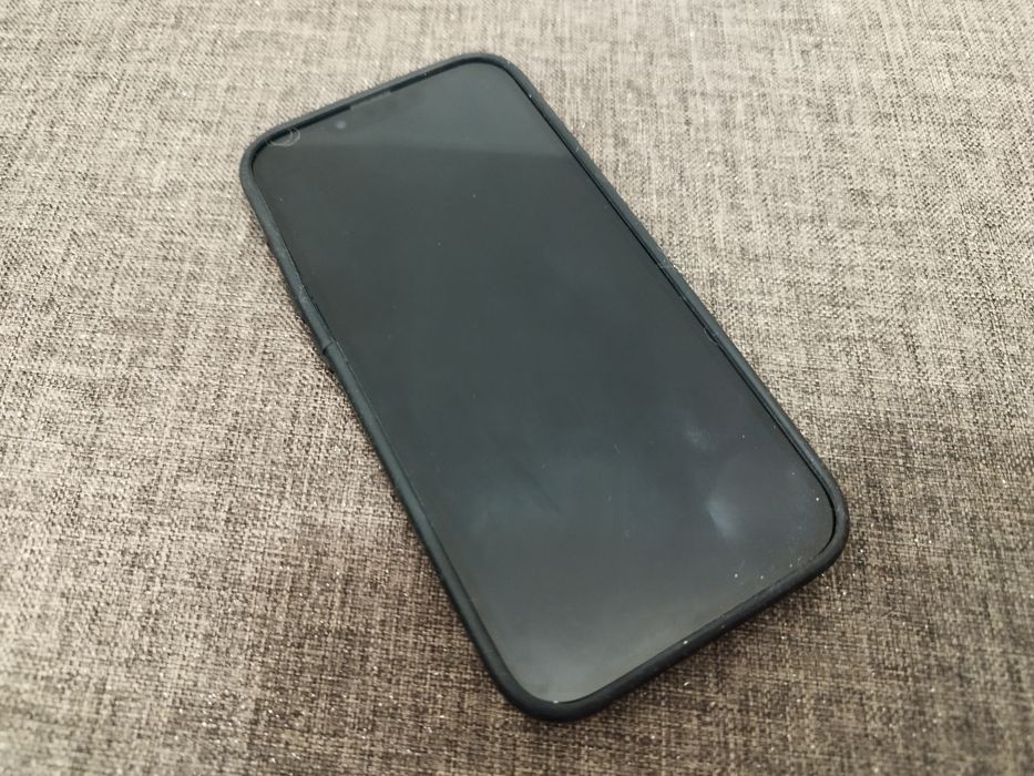 Iphone 13 на запчастини