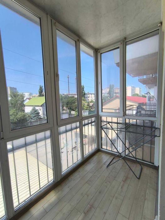 Свет есть.Посуточно свободна 1кк. ул.С.Рихтера новострой/близко центр