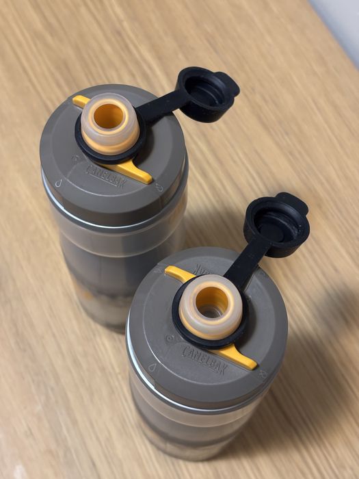 2x bidon rowerowy z izolacją CamelBak Podium Insulated Dirt 620ml
