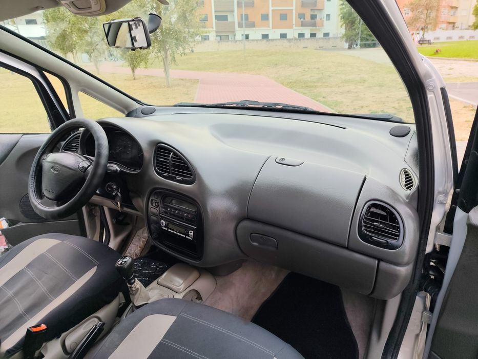 Ford Galaxy TDI impecável