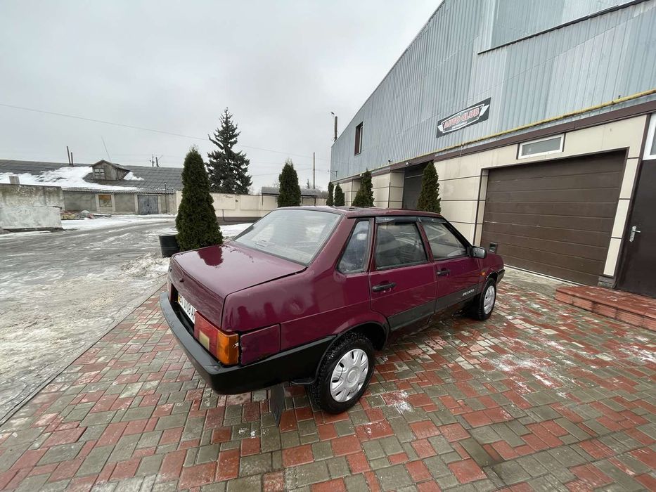 Продам срочно ваз-2199 год выпуска2008