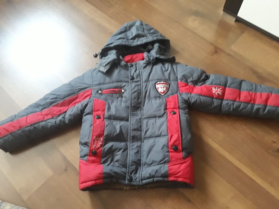 Курточка зимняя на мальчика