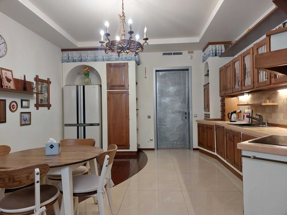 Багатокімнатна квартира за адресою вул. Іллєнка Юрія (площа 241 м²) - Atlanta.ua - фото 9